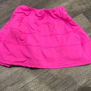 pink skirt